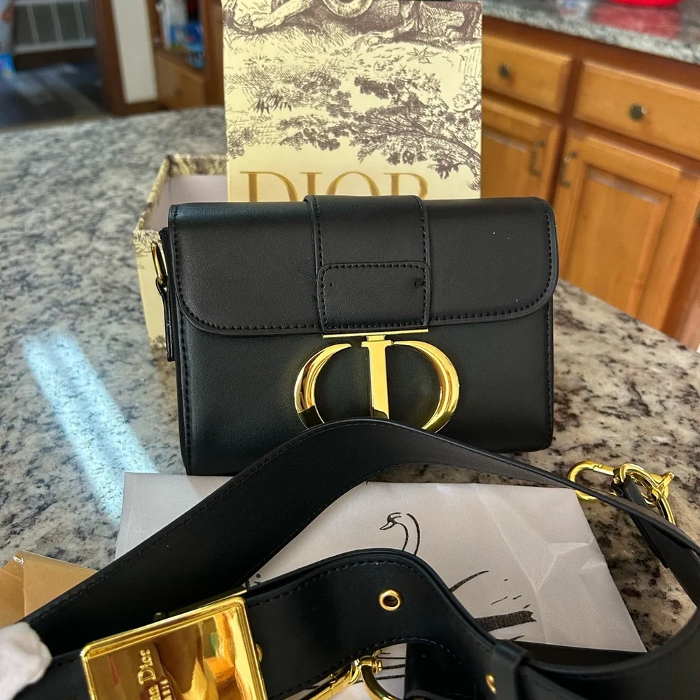 Dior Black Wallet with Gold Hardware - Picture 3 of 12
